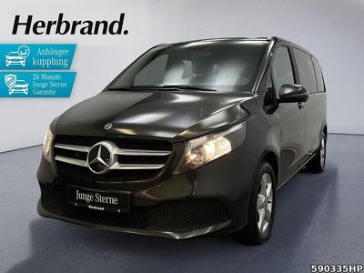 Graphitgrau metallic Gebraucht 2022 Mercedes V220 Van / Kleinbus | 39.970 € (Guter Preis)