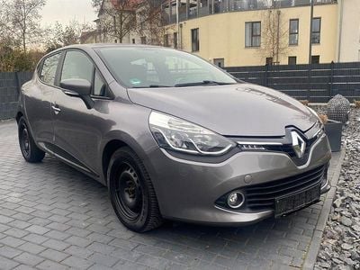 Gebraucht Renault Clio IV Experience 90 PS (66 kW) 2015 Grau Kleinwagen