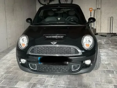Usata Mini Cooper S Cabriolet 184 CV (135 kW) 2011 Nero Cabrio