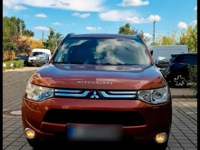 Gebraucht Mitsubishi Outlander Top 150 PS (110 kW) 2014 Orange SUV
