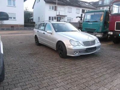 Gebraucht Mercedes C180 Elegance 143 PS (105 kW) 2006 Silber Limousine