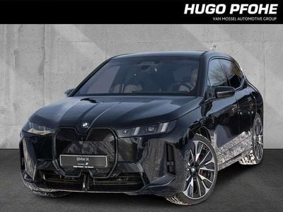 Neu BMW iX Performance 400 kW (544 PS) 2026 Saphirschwarz metallic SUV