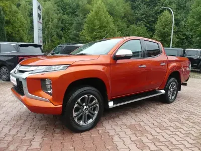 Gebraucht Mitsubishi L200 150 PS (110 kW) 2021 Orange Pickup