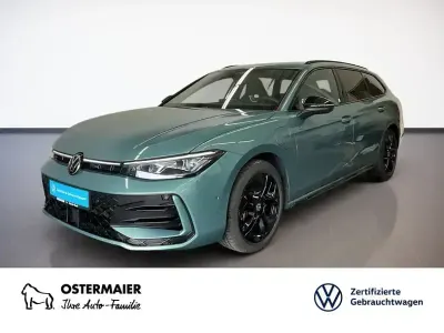 Gebraucht VW Passat Style 177 PS (130 kW) 2025 Grün Kombi