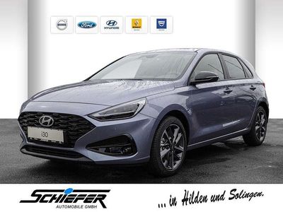 Blau Neu 2025 Hyundai i30 Advantage Limousine | 26.990 € (Etwas zu teuer)