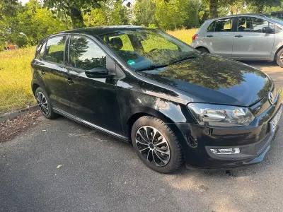 Gebraucht VW Polo 75 PS (55 kW) 2011 Schwarz Kleinwagen