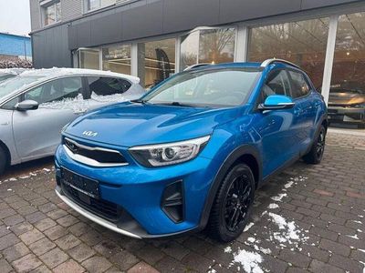 Rot Gebraucht 2020 Kia Stonic Spirit SUV | 14.490 € (Fairer Preis)
