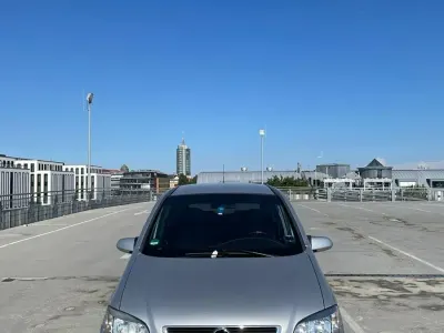 Gebraucht Opel Zafira OPC 125 PS (91 kW) 2004 Silber Van / Kleinbus