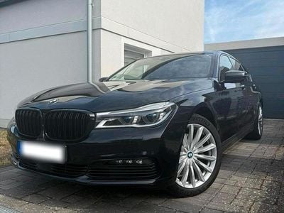 Second-hand BMW 740 326 CP (239 kW) 2017 Berlinǎ