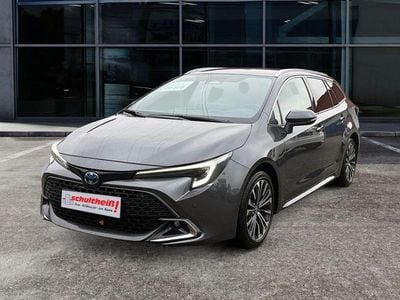 Grau Gebraucht 2025 Toyota Corolla Team Kombi | 29.975 € (Fairer Preis)