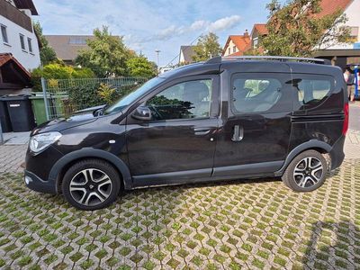 Gebraucht Dacia Dokker Stepway 102 PS (75 kW) 2018 Braun Van / Kleinbus