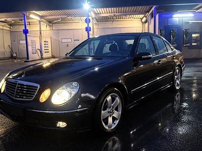 Schwarz Gebraucht 2006 Mercedes E280 Limousine | 3.198 €