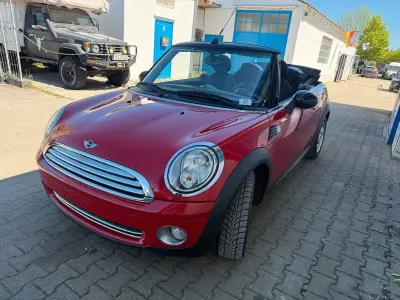 Usata Mini Cooper Cabriolet 120 CV (88 kW) 2009 Rosso Cabrio