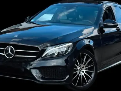 Gebraucht Mercedes C220 AMG line 170 PS (125 kW) 2018 Schwarz Kombi