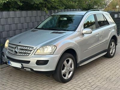 Mercedes ML320