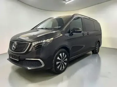 Gebraucht Mercedes EQV300 Avantgarde 150 kW (204 PS) 2022 Grau Van / Kleinbus