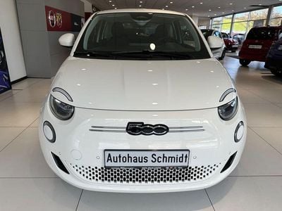 Gebraucht Fiat 500e 86 kW (118 PS) 2023 Weiß Kleinwagen