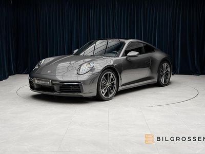 Porsche 911 Carrera 4