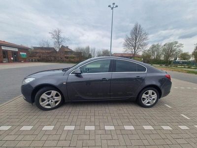 Second-hand Opel Insignia Innovation 140 CP (102 kW) 2011 Gri Berlinǎ