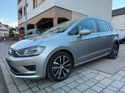 Gebraucht VW Golf VII Highline 125 PS (91 kW) 2015 Silber Limousine