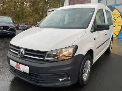 Usata VW Caddy 115 CV (84 kW) 2020 Bianco Monovolume
