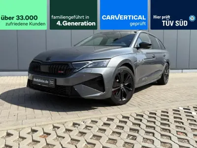 Gebraucht Skoda Octavia RS 265 PS (194 kW) 2024 Graphitegrau metallic Kombi