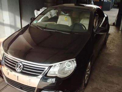 Second-hand VW Eos 140 CP (102 kW) 2007 Negru Cabrio