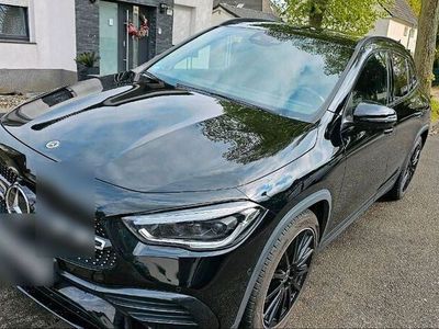 gebraucht Mercedes GLA250 AMG LINE