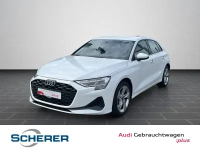 Gebraucht Audi A3 Ambiente 150 PS (110 kW) 2025 Arkonaweiß Limousine