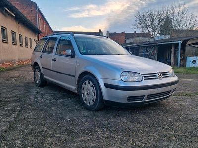 VW Golf IV