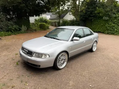 Gebraucht Audi A4 2000 Silber Limousine