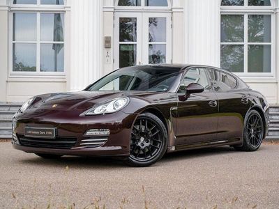 Porsche Panamera 4