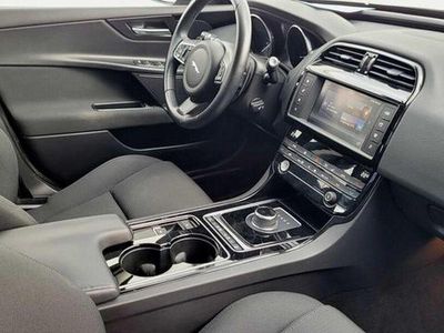 Usata Jaguar XE Pure 200 CV (147 kW) 2017 Nero Berlina