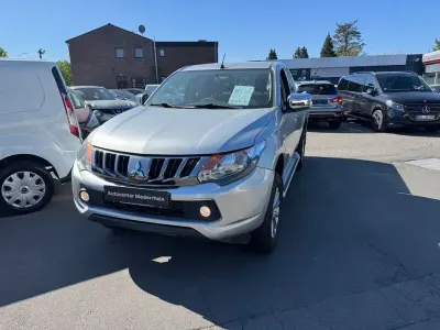 Gebraucht Mitsubishi L200 Basis 154 PS (113 kW) 2019 Silber Pickup