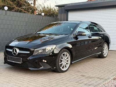 Gebraucht Mercedes CLA200 136 PS (100 kW) 2015 Schwarz Limousine