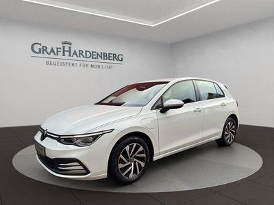 Gebraucht VW Golf VIII Style 150 PS (110 kW) 2022 Weiß Limousine