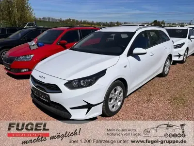 Occasion Kia Ceed Sportswagon Play 101 ch (74 kW) 2024 Blanc Break
