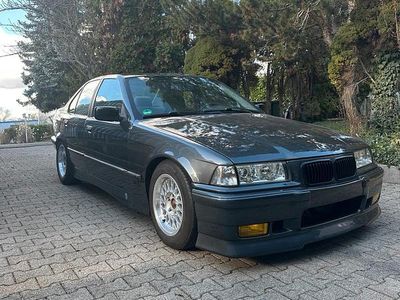 Usata BMW 320 Basis 150 CV (110 kW) 1996 Berlina