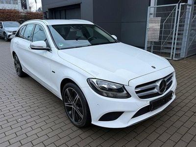 Gebraucht Mercedes C300e Avantgarde 194 PS (142 kW) 2020 Weiß Kombi