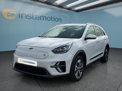 Usata Kia e-Niro Spirit 150 kW (204 CV) 2020 Bianco SUV