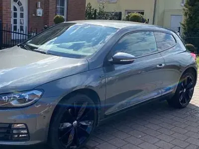 Gebraucht VW Scirocco Allstar 179 PS (131 kW) 2016 Grau Coupé