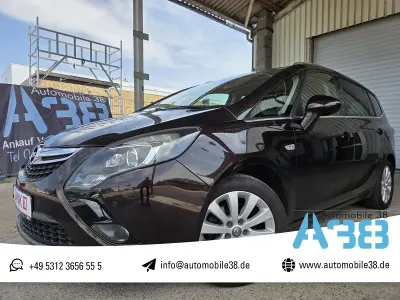 Gebraucht Opel Zafira Innovation 136 PS (100 kW) 2015 Braun Van / Kleinbus