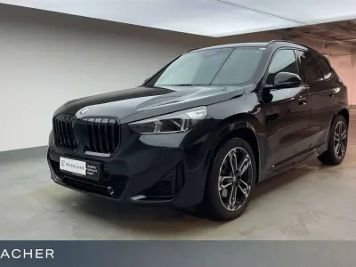 Gebraucht BMW X1 Efficient Dynamics 204 PS (150 kW) 2023 Saphirschwarz metallic SUV