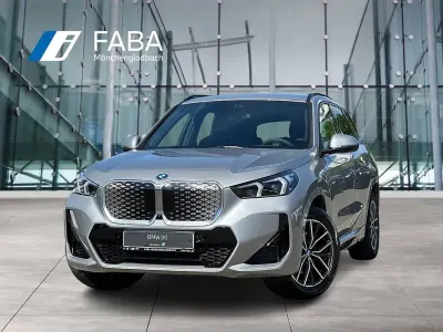 Gebraucht BMW iX1 M Sport 150 kW (204 PS) 2026 Silber SUV