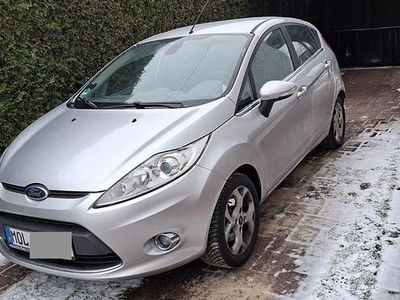 Silber Gebraucht 2010 Ford Fiesta Titanium Kleinwagen | 3.200 € (Superpreis)