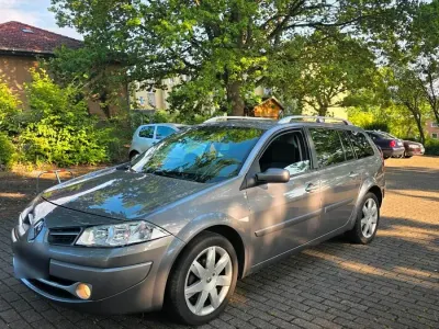 Gebraucht Renault Mégane GrandTour 140 PS (102 kW) 2008 Silber Kombi
