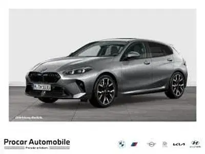 Neu BMW 123 204 PS (150 kW) 2026 Grau (skyscraper grau) Kleinwagen