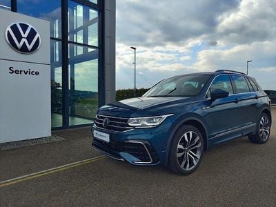 Second-hand VW Tiguan R-line 200 CP (147 kW) 2023 Albastru SUV