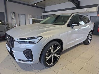 Gebraucht Volvo XC60 Plus 197 PS (144 kW) 2023 Silber SUV