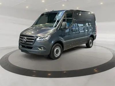 Gebraucht Mercedes Sprinter 170 PS (125 kW) 2023 Tenoritgrau metallic Van